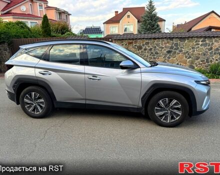 Серый Хендай Туксон, объемом двигателя 2 л и пробегом 58 тыс. км за 24900 $, фото 4 на Automoto.ua