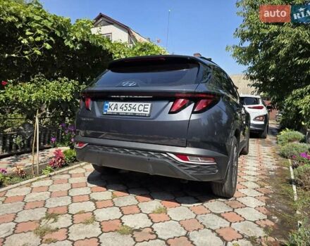 Серый Хендай Туксон, объемом двигателя 2 л и пробегом 70 тыс. км за 25600 $, фото 1 на Automoto.ua