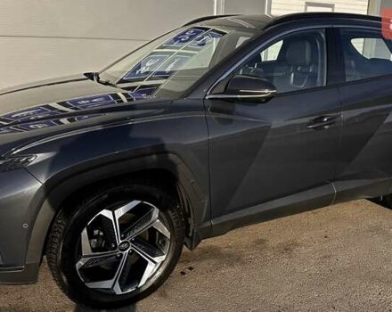 Серый Хендай Туксон, объемом двигателя 1.6 л и пробегом 65 тыс. км за 33500 $, фото 3 на Automoto.ua