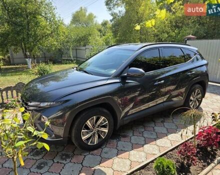 Серый Хендай Туксон, объемом двигателя 2 л и пробегом 70 тыс. км за 25600 $, фото 9 на Automoto.ua