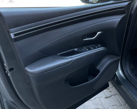 Серый Хендай Туксон, объемом двигателя 2 л и пробегом 134 тыс. км за 22000 $, фото 11 на Automoto.ua