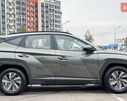 Серый Хендай Туксон, объемом двигателя 2 л и пробегом 102 тыс. км за 22500 $, фото 7 на Automoto.ua