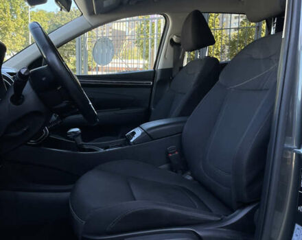 Серый Хендай Туксон, объемом двигателя 2 л и пробегом 134 тыс. км за 22000 $, фото 22 на Automoto.ua