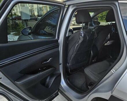 Серый Хендай Туксон, объемом двигателя 2 л и пробегом 46 тыс. км за 29000 $, фото 14 на Automoto.ua