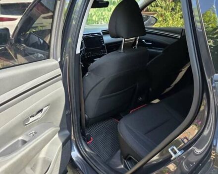 Серый Хендай Туксон, объемом двигателя 2 л и пробегом 70 тыс. км за 25600 $, фото 20 на Automoto.ua