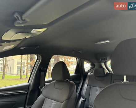 Сірий Хендай Туксон, об'ємом двигуна 2 л та пробігом 94 тис. км за 23500 $, фото 7 на Automoto.ua