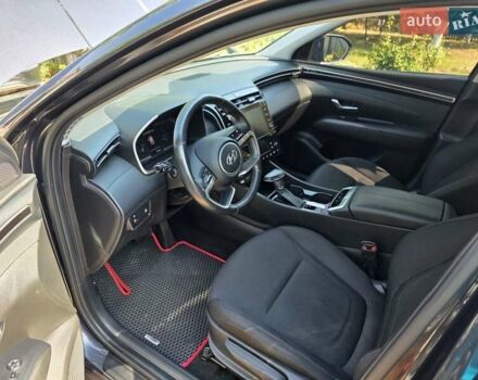 Серый Хендай Туксон, объемом двигателя 2 л и пробегом 70 тыс. км за 25600 $, фото 27 на Automoto.ua