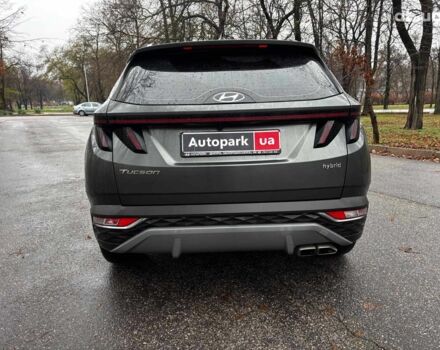 Серый Хендай Туксон, объемом двигателя 1.6 л и пробегом 105 тыс. км за 29990 $, фото 4 на Automoto.ua