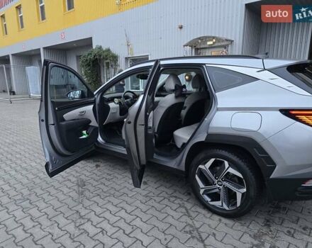 Серый Хендай Туксон, объемом двигателя 2 л и пробегом 39 тыс. км за 30500 $, фото 10 на Automoto.ua