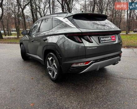 Серый Хендай Туксон, объемом двигателя 1.6 л и пробегом 105 тыс. км за 29990 $, фото 3 на Automoto.ua
