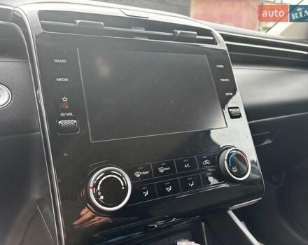 Серый Хендай Туксон, объемом двигателя 2.5 л и пробегом 28 тыс. км за 26990 $, фото 23 на Automoto.ua