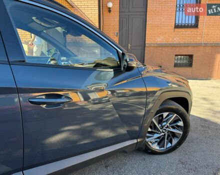 Серый Хендай Туксон, объемом двигателя 1.6 л и пробегом 53 тыс. км за 37000 $, фото 5 на Automoto.ua