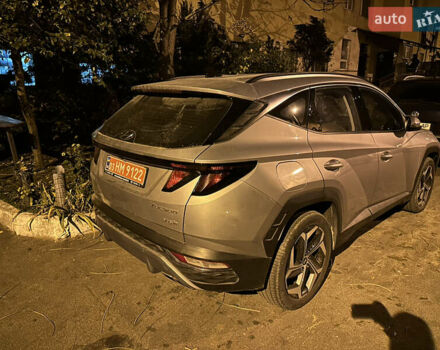 Серый Хендай Туксон, объемом двигателя 1.6 л и пробегом 46 тыс. км за 33500 $, фото 1 на Automoto.ua