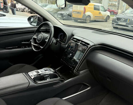 Серый Хендай Туксон, объемом двигателя 1.6 л и пробегом 35 тыс. км за 26000 $, фото 5 на Automoto.ua