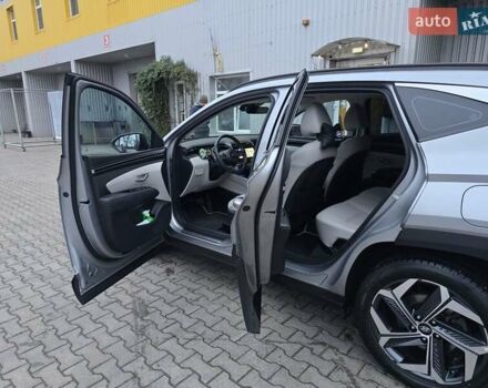 Серый Хендай Туксон, объемом двигателя 2 л и пробегом 39 тыс. км за 30500 $, фото 62 на Automoto.ua