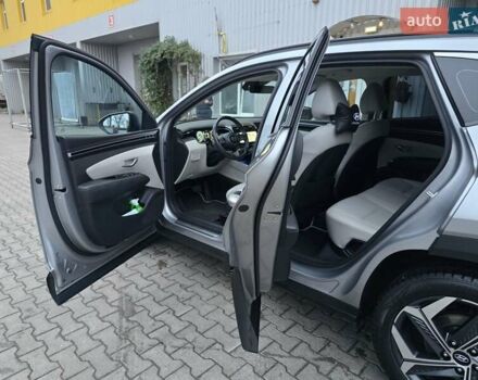 Серый Хендай Туксон, объемом двигателя 2 л и пробегом 39 тыс. км за 30500 $, фото 11 на Automoto.ua