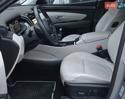 Серый Хендай Туксон, объемом двигателя 2 л и пробегом 39 тыс. км за 30500 $, фото 13 на Automoto.ua