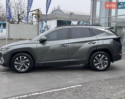 Серый Хендай Туксон, объемом двигателя 2 л и пробегом 62 тыс. км за 24500 $, фото 3 на Automoto.ua