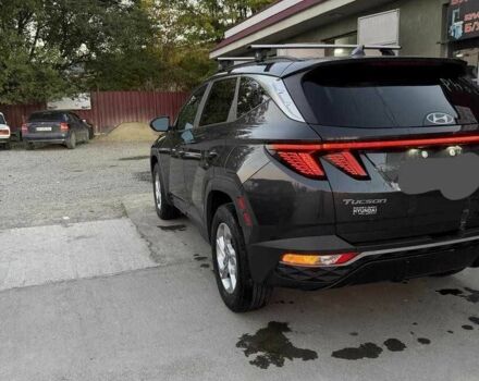 Серый Хендай Туксон, объемом двигателя 2.5 л и пробегом 57 тыс. км за 16500 $, фото 3 на Automoto.ua