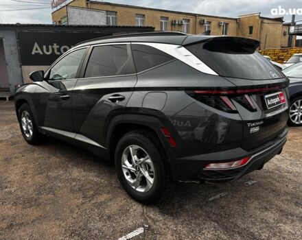 Серый Хендай Туксон, объемом двигателя 2.5 л и пробегом 28 тыс. км за 26990 $, фото 2 на Automoto.ua