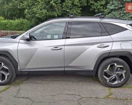 Серый Хендай Туксон, объемом двигателя 1.6 л и пробегом 77 тыс. км за 32400 $, фото 11 на Automoto.ua