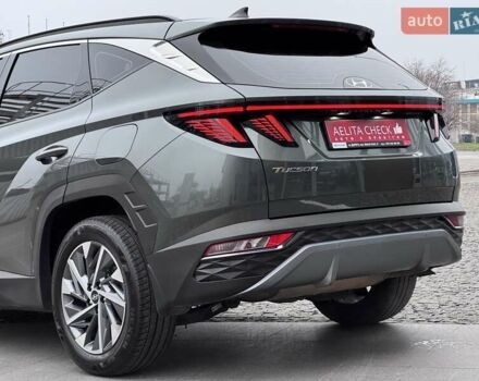 Серый Хендай Туксон, объемом двигателя 2 л и пробегом 62 тыс. км за 24500 $, фото 12 на Automoto.ua