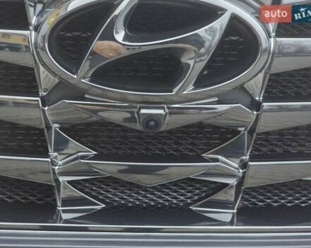 Серый Хендай Туксон, объемом двигателя 2 л и пробегом 39 тыс. км за 30500 $, фото 3 на Automoto.ua