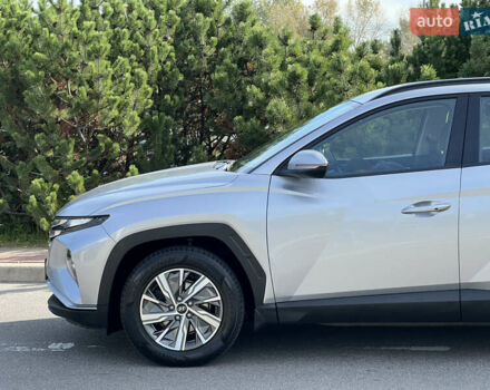 Сірий Хендай Туксон, об'ємом двигуна 2 л та пробігом 68 тис. км за 24500 $, фото 11 на Automoto.ua