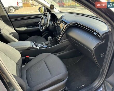 Сірий Хендай Туксон, об'ємом двигуна 2 л та пробігом 37 тис. км за 26000 $, фото 2 на Automoto.ua