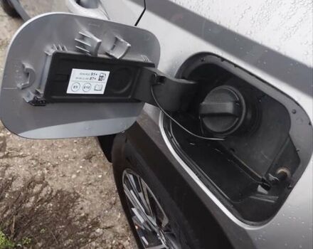 Сірий Хендай Туксон, об'ємом двигуна 2 л та пробігом 38 тис. км за 27000 $, фото 4 на Automoto.ua