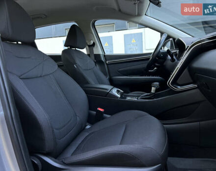 Сірий Хендай Туксон, об'ємом двигуна 2 л та пробігом 68 тис. км за 24500 $, фото 58 на Automoto.ua