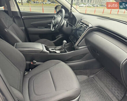 Серый Хендай Туксон, объемом двигателя 2 л и пробегом 18 тыс. км за 27500 $, фото 16 на Automoto.ua