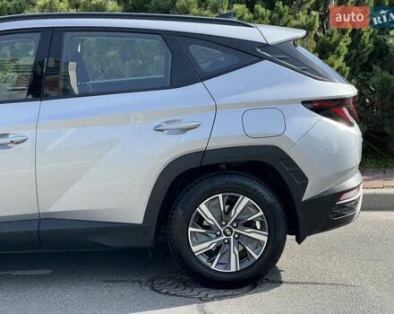 Сірий Хендай Туксон, об'ємом двигуна 2 л та пробігом 68 тис. км за 24500 $, фото 12 на Automoto.ua