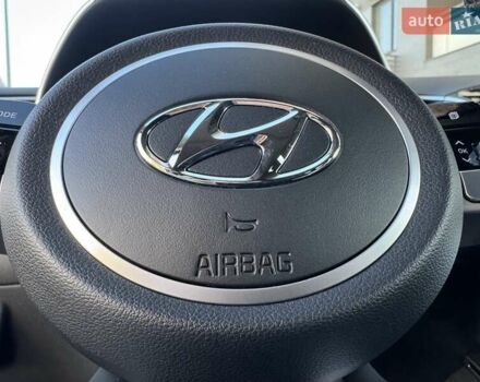 Серый Хендай Туксон, объемом двигателя 2 л и пробегом 37 тыс. км за 25000 $, фото 62 на Automoto.ua