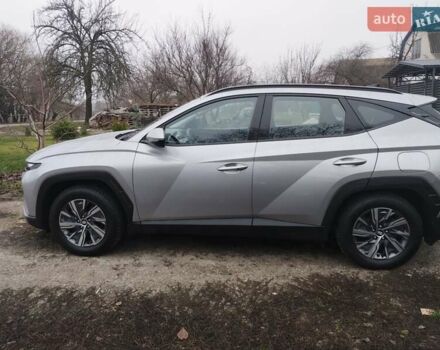 Сірий Хендай Туксон, об'ємом двигуна 2 л та пробігом 38 тис. км за 27000 $, фото 6 на Automoto.ua