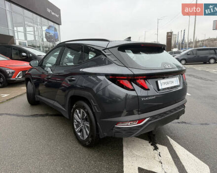 Серый Хендай Туксон, объемом двигателя 2 л и пробегом 11 тыс. км за 25200 $, фото 8 на Automoto.ua