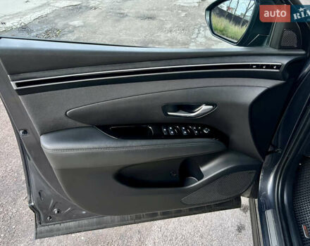 Серый Хендай Туксон, объемом двигателя 1.6 л и пробегом 51 тыс. км за 36300 $, фото 42 на Automoto.ua