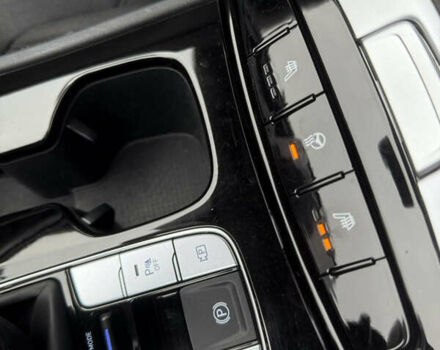 Серый Хендай Туксон, объемом двигателя 2 л и пробегом 11 тыс. км за 25200 $, фото 12 на Automoto.ua