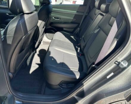 Сірий Хендай Туксон, об'ємом двигуна 1.6 л та пробігом 12 тис. км за 11000 $, фото 15 на Automoto.ua