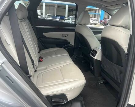 Серый Хендай Туксон, объемом двигателя 2.5 л и пробегом 12 тыс. км за 17800 $, фото 14 на Automoto.ua