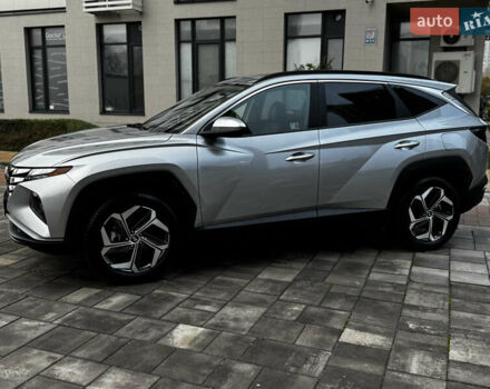 Серый Хендай Туксон, объемом двигателя 2.5 л и пробегом 6 тыс. км за 30500 $, фото 1 на Automoto.ua
