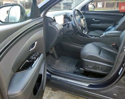 Серый Хендай Туксон, объемом двигателя 2 л и пробегом 19 тыс. км за 32900 $, фото 27 на Automoto.ua