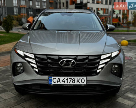 Серый Хендай Туксон, объемом двигателя 2.5 л и пробегом 6 тыс. км за 30500 $, фото 3 на Automoto.ua