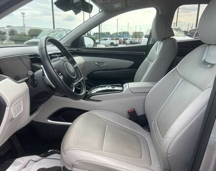 Серый Хендай Туксон, объемом двигателя 2.5 л и пробегом 12 тыс. км за 17800 $, фото 8 на Automoto.ua