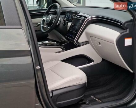 Сірий Хендай Туксон, об'ємом двигуна 1.6 л та пробігом 8 тис. км за 32990 $, фото 45 на Automoto.ua