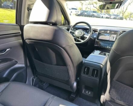 Сірий Хендай Туксон, об'ємом двигуна 1.6 л та пробігом 12 тис. км за 11000 $, фото 14 на Automoto.ua