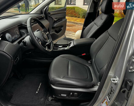 Серый Хендай Туксон, объемом двигателя 2.5 л и пробегом 6 тыс. км за 30500 $, фото 16 на Automoto.ua