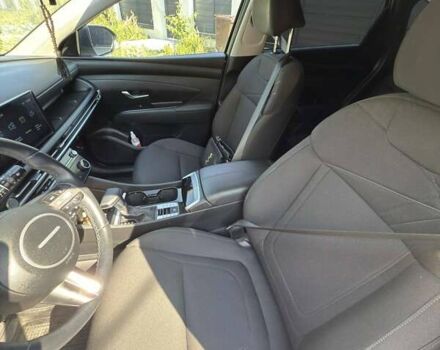 Серый Хендай Туксон, объемом двигателя 2 л и пробегом 9 тыс. км за 31000 $, фото 23 на Automoto.ua