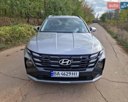 Серый Хендай Туксон, объемом двигателя 2 л и пробегом 10 тыс. км за 30800 $, фото 2 на Automoto.ua