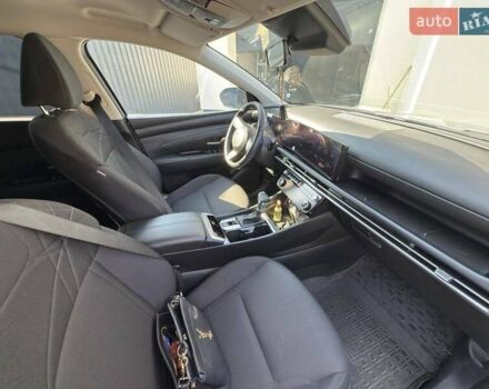 Серый Хендай Туксон, объемом двигателя 2 л и пробегом 9 тыс. км за 31000 $, фото 34 на Automoto.ua